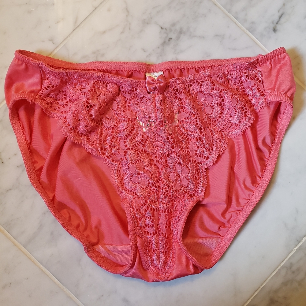 Vintage Victoria's Secret Panties Size Small - NWT